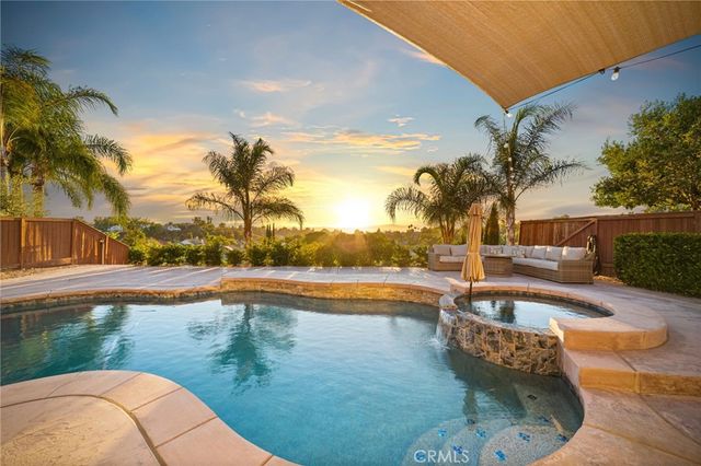 $1,299,000 | 40493 Calle Katerine | Serena Hills