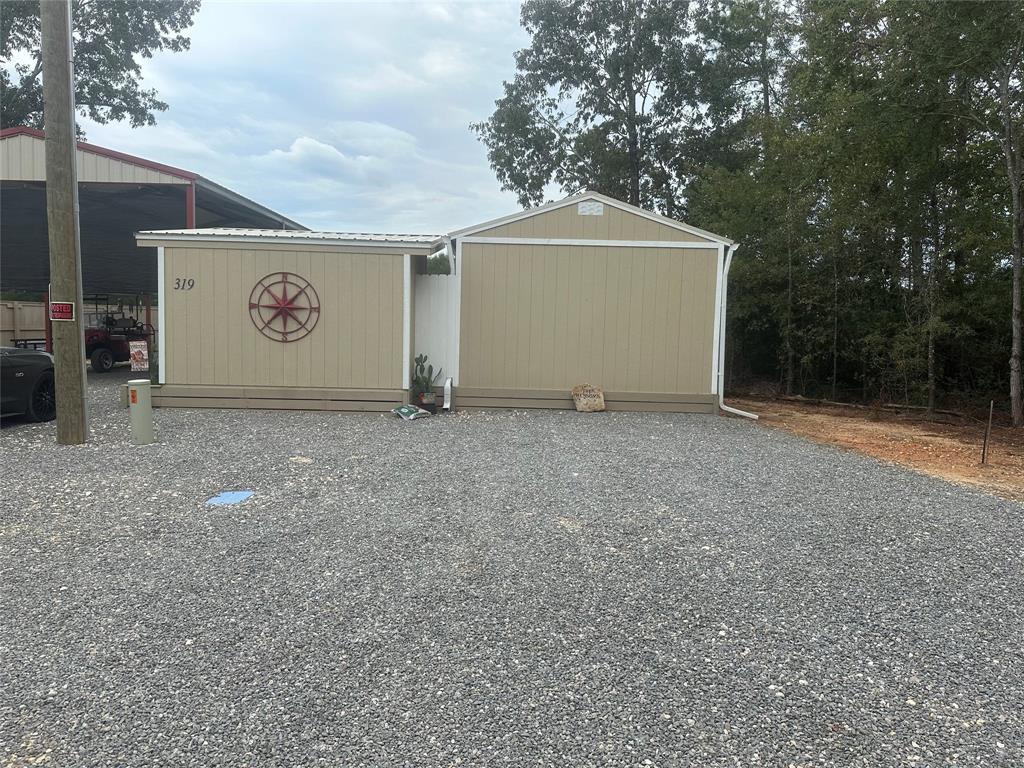 a view of a garage