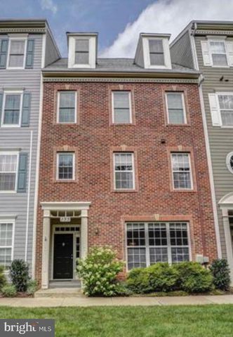 $589,900 | 133 Chevy Chase Street, Unit 133 | Lakelands