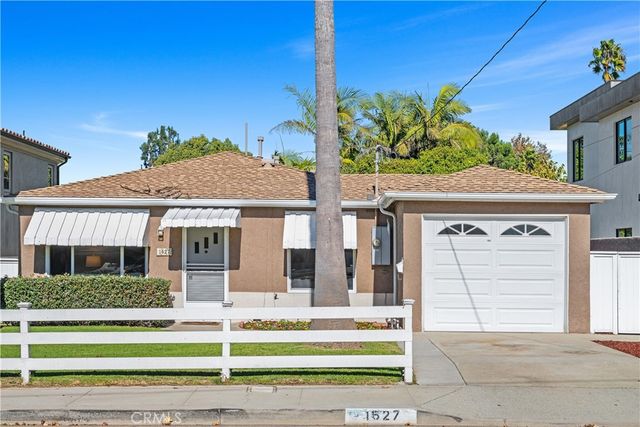 $1,845,000 | 1627 1st Street | Eastside Manhattan Beach