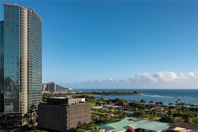 $2,650,000 | 1108 Auahi Street, Unit 1102 | Kakaako