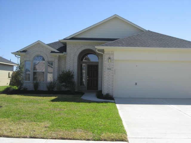 Wonderful one story with 3 bedrooms and 2 baths !!Located @FM99 Grand pkwy and FM1093, 19 minutes to downtown!!