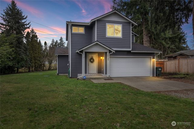 $469,500 | 8940 Figberry Court Southeast | North Yelm