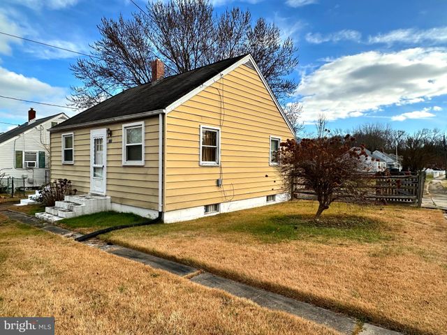 $214,900 | 1713 Middleborough Road | Middleborough