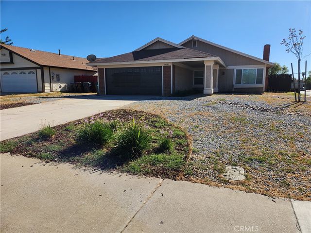 $3,200 | 24283 Delphinium Avenue | Serrano