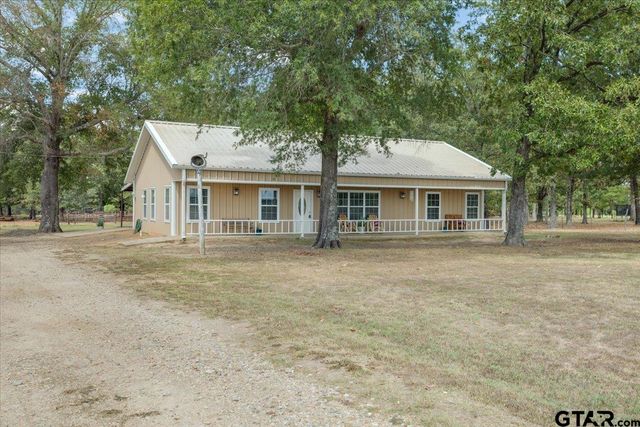 $425,000 | 781 Farm Road