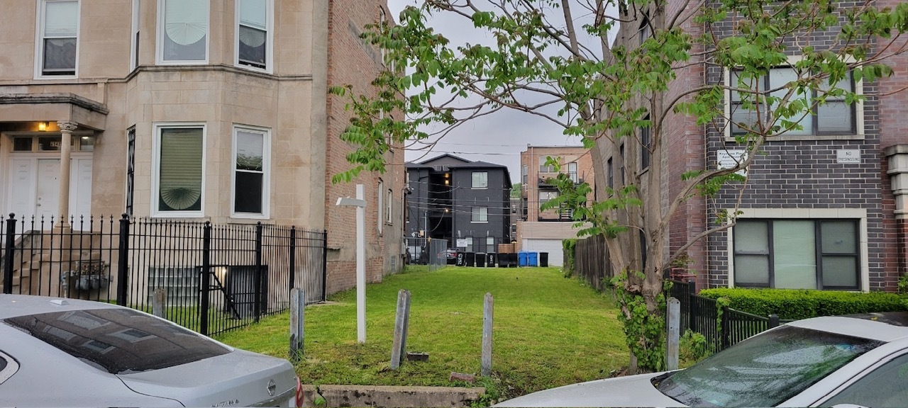 front view of house with a yard