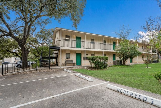 $245,000 | 5320 Balcones Drive, Unit E | Highland Park West