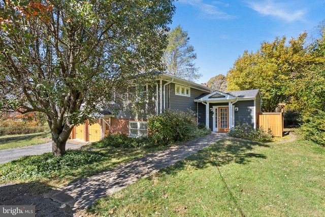 $750,000 | 16540 Clarkes Gap Road | Beacon Hill