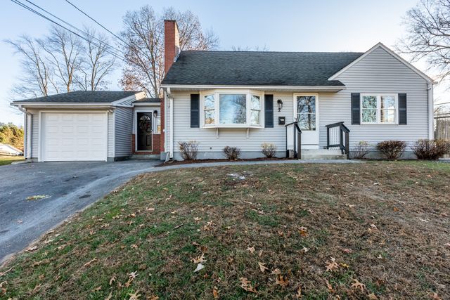 $349,900 | 2 Guild Street | Southwood Acres