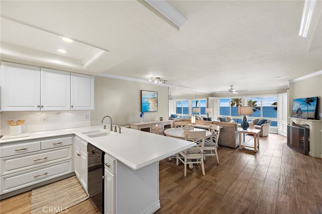 $2,099,999 | 423 Avenida Granada, Unit 5 | Central San Clemente