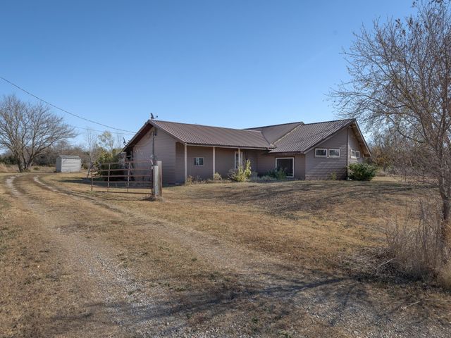 $185,000 | 1008 North State Street | Eureka Township - Greenwood County