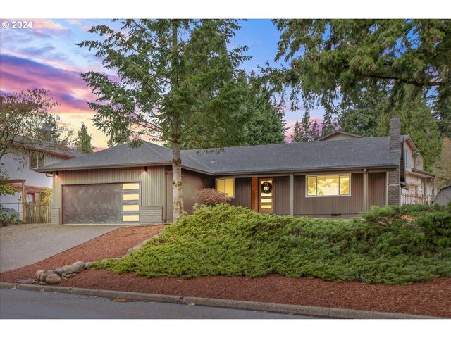 $569,000 | 12116 Southeast Riveridge Drive | Cascade Park West