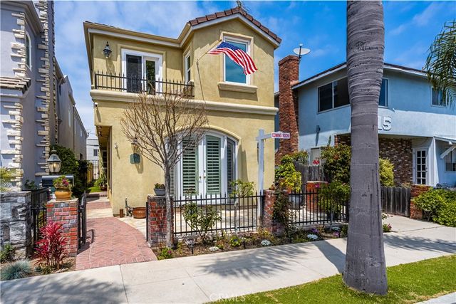 $2,745,000 | 113 5th Street | Seal Beach