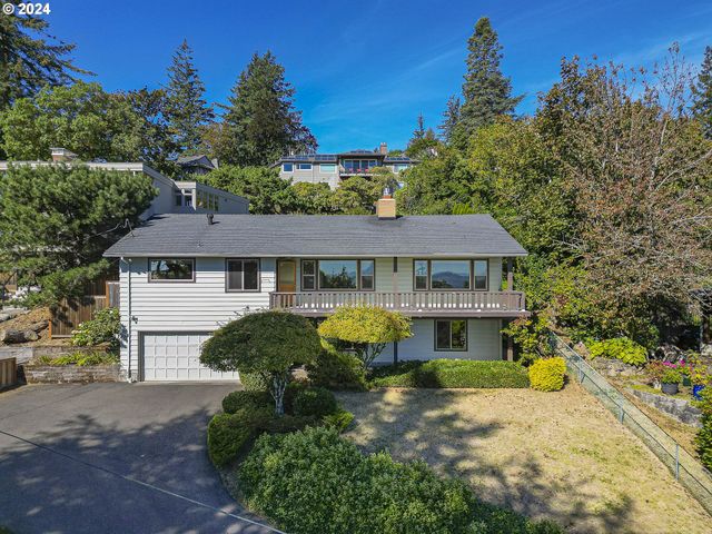 $675,000 | 1069 Southwest Westwood Drive | Terwilliger Heights