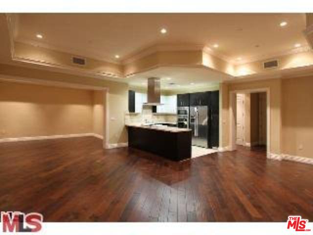 8612 Burton Way Unit PH2 Los Angeles CA 90048 Compass