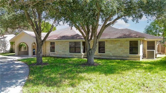 $335,000 | 612 Ivy Avenue | McAllen