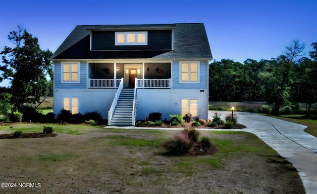 $669,000 | 445 Kristen Lane Southwest | Lockwoods Folly Township - Brunswick County