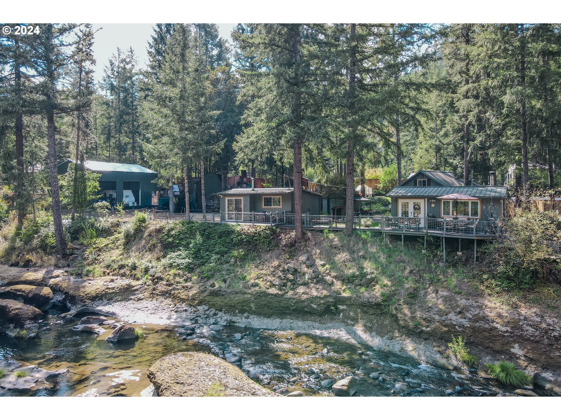 a view of house with outdoor space