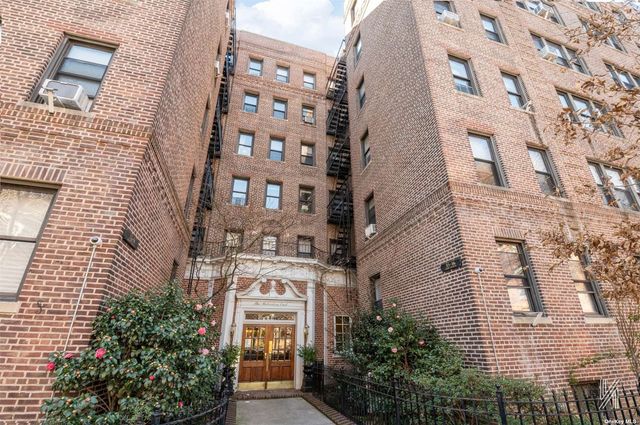 $245,000 | 35-16 85th Street, Unit 6C | Jackson Heights