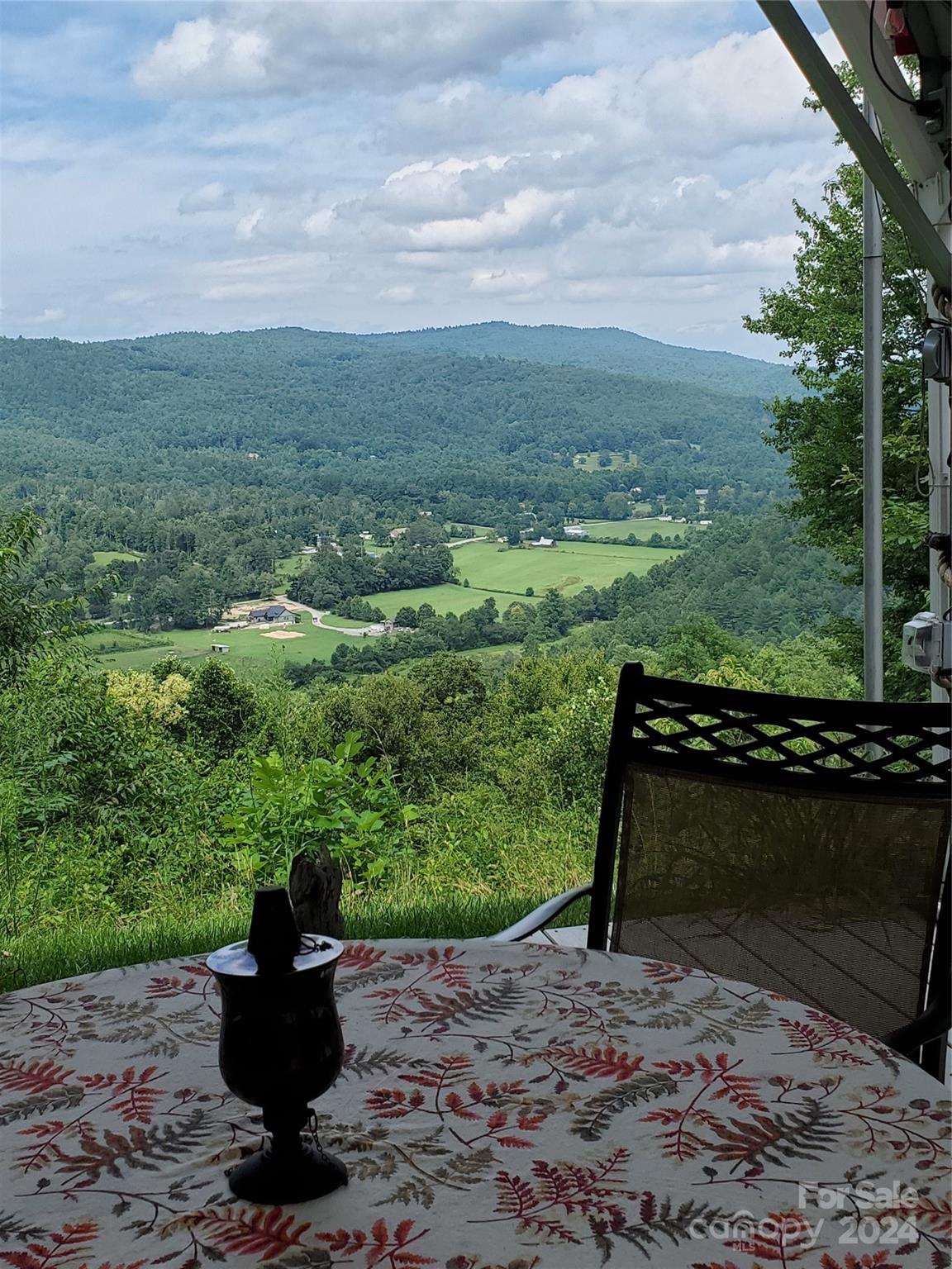 a view of a outdoor space