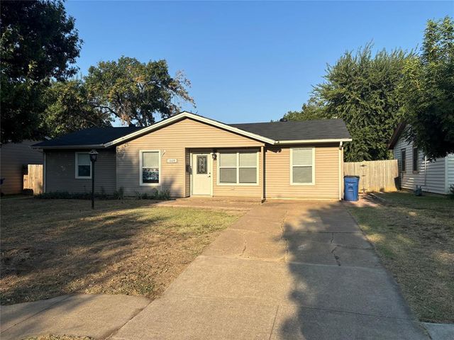 $1,925 | 1009 Harris Drive | Euless