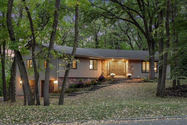 $734,000 | 15801 Post Road | Minnetonka