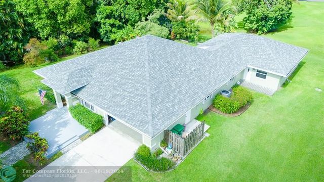 $1,300,000 | Davie | Davie