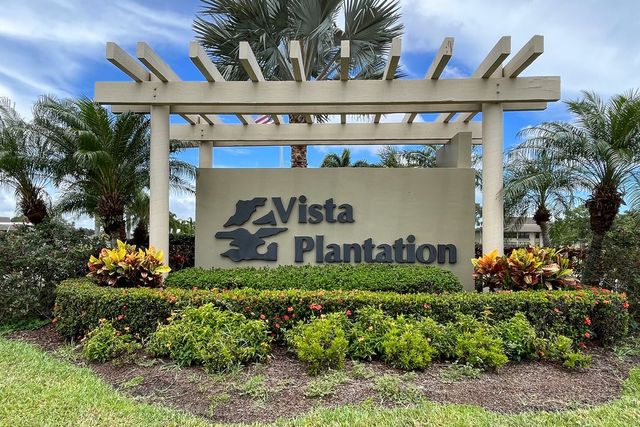 $2,200 | 33 Plantation Drive, Unit 205 | Vista Plantation