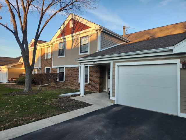 $249,900 | 275 Mayfair Lane, Unit C1 | Schaumburg