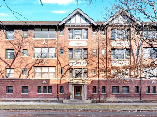 $240,000 | 1112 East 52nd Street, Unit 3 | Hyde Park