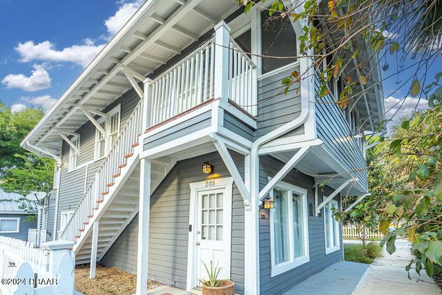 $579,900 | 205 East Voorhis Avenue | Downtown DeLand