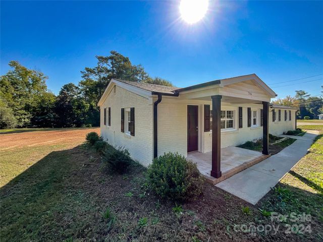 $195,000 | 766 Flora Circle | Winnsboro Mills