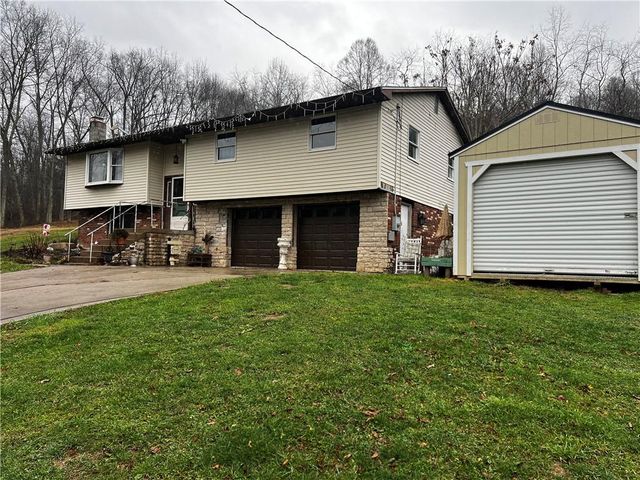 $399,900 | 350 Old Post Road | South Franklin Township - Washington County