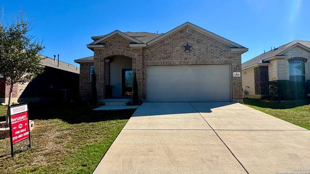 $330,000 | 15935 Cardinal Point | Selma