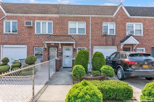 $684,777 | 133-35 Boss Street | South Ozone Park