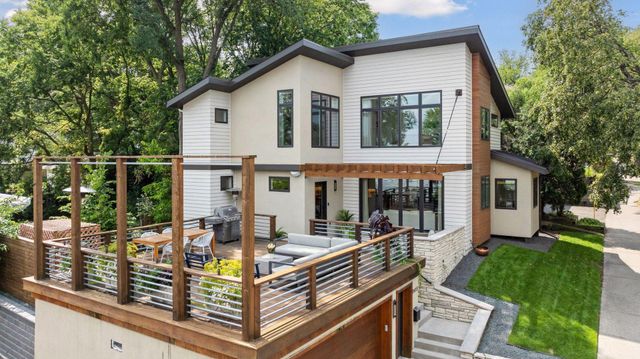 $1,650,000 | 2415 West 42nd Street | Linden Hills