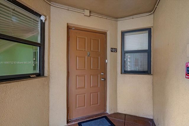 $2,300 | 15545 North Miami Lakeway, Unit 102 | Miami Lakes