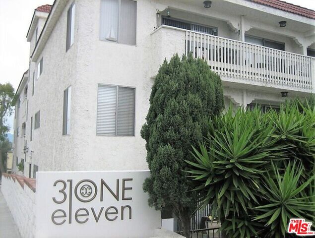 $4,595 | 3111 4th Street, Unit 411 | Santa Monica