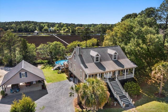 $2,875,000 | 1343 15 Mile Landing Road