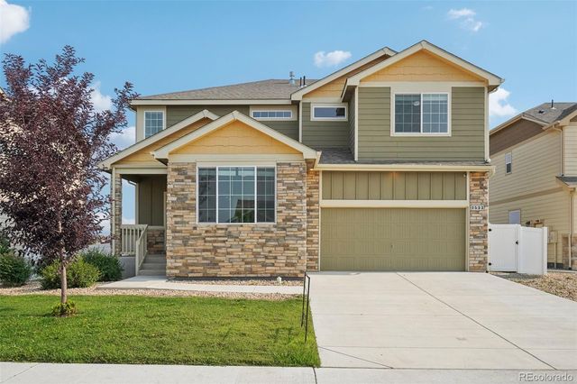 $499,900 | 1533 Wavecrest Drive | Severance