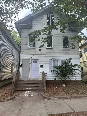 $249,900 | 220 Greenwich Avenue | City Point