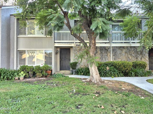 $3,395 | 6479 Penn Street, Unit E | North Moorpark