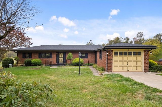 $739,900 | 9 Banahasky Lane | Union Township - Washington County