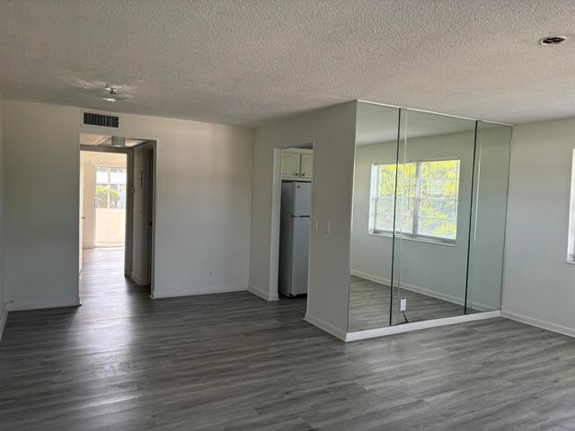 $1,500 | 264 Camden K | Century Village