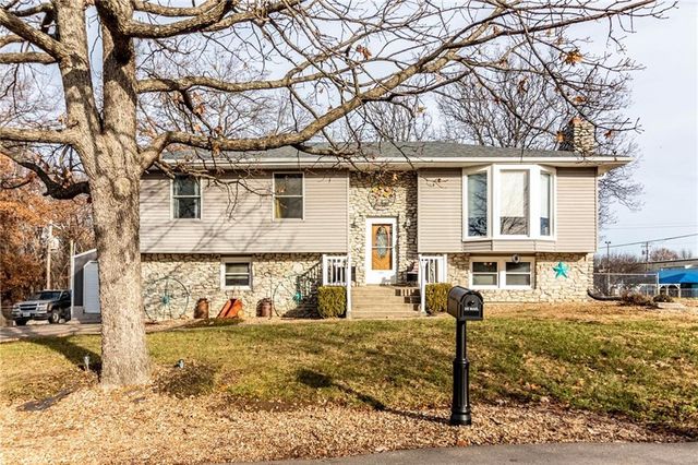 $225,000 | 100 Hickory Lane | Windsor