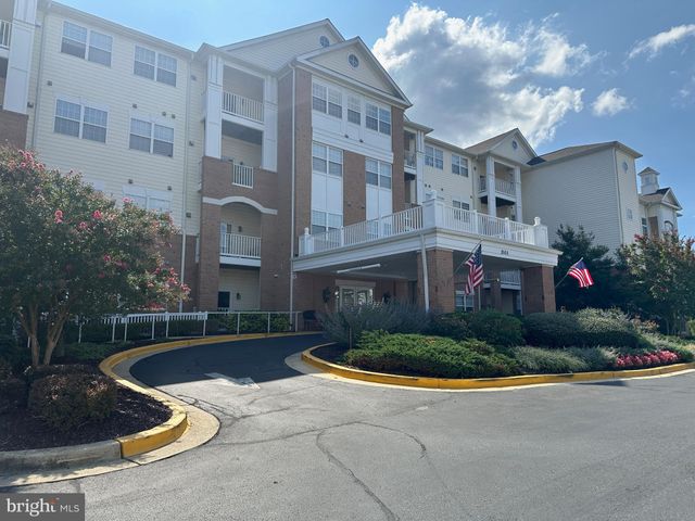 $299,900 | 2605 Chapel Lake Drive, Unit 111 | Odenton