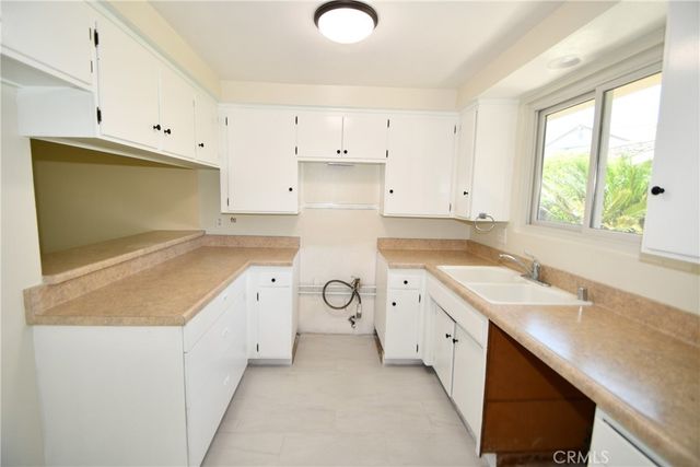 $659,500 | 22935 Nadine Circle, Unit A | Southeast Torrance