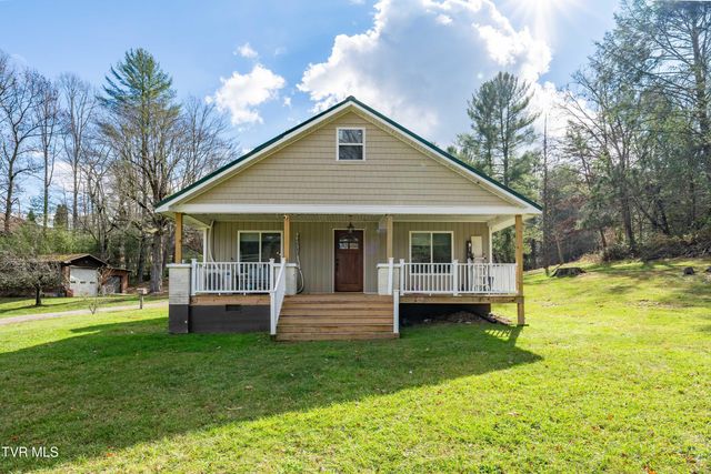 $332,000 | 1239 West Main Street | Mountain City