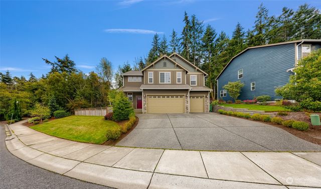 $680,000 | 3277 Southwest Fairway Point Drive | Oak Harbor